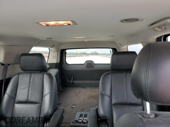 2014 GMC Yukon XL SLT with VIN 1GKS1KE04ER164286, listed as a Copart auction lot 88356835 with 126,415 mi miles and Salvage Title. Bid and sale history available at carsss.com. Image 10.