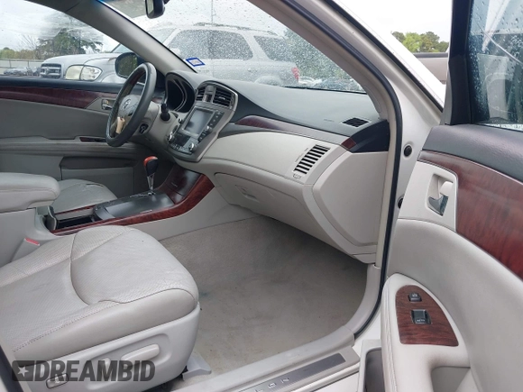 2011 Toyota Avalon with VIN 4T1BK3DB1BU405730, listed as a IAAI auction lot 41895757 with 214,655 mi miles and . Bid and sale history available at carsss.com. Image 5.