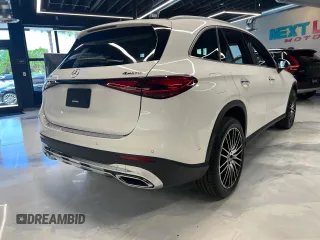 2024 Mercedes-Benz GLC with VIN W1NKM4HB9RF120120, listed as a Copart auction lot 53872055 with 5,587 mi miles and Clean Title. Bid and sale history available at carsss.com. Image 4.