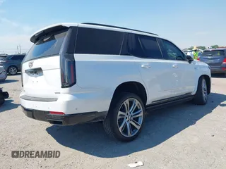 2025 Cadillac Escalade z VIN 1GYS9GRL7SR168408, wystawiony jako IAAI lot #41855623 z przebiegiem 1 744 mil mil oraz . Historia ofert i sprzedaży dostępna na DreamBid. Obrazek 4.