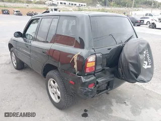 1999 Toyota RAV4 with VIN JT3HP10V5X7120186, listed as a IAAI auction lot 41909578 with 257,200 mi miles. Bid and sale history available at carsss.com. Image 3.