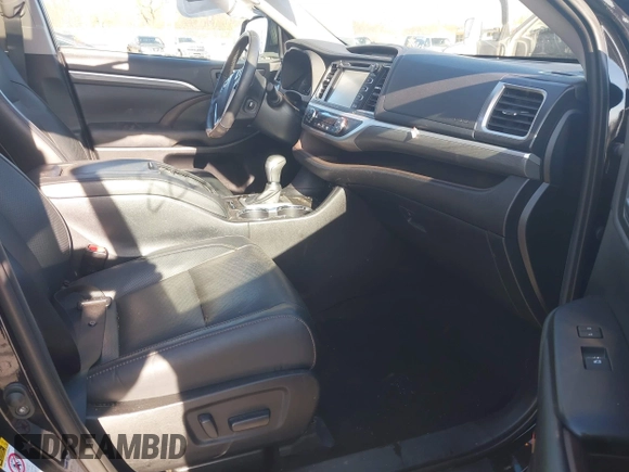 2019 Toyota Highlander Limited with VIN 5TDDZRFH7KS942359, listed as a IAAI auction lot 42188224 with 85,454 mi miles and . Bid and sale history available at DreamBid. Image 5.