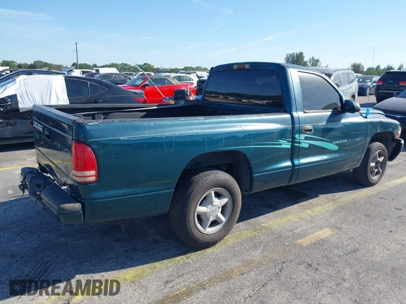 1998 Dodge Dakota SLT with VIN 1B7FL26X2WS685844, listed as a IAAI auction lot 41857719 with Not Provided miles and . Bid and sale history available at carsss.com. Image 4.