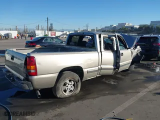 2002 Chevrolet Silverado 1500 Work Truck with VIN 2GCEC19X421128719, listed as a IAAI auction lot 41313020 with 1 mi miles. Bid and sale history available at carsss.com. Image 4.