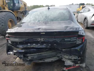 2024 Hyundai Sonata SEL z VIN KMHL64JA8RA373378, wystawiony jako IAAI lot #41975361 z przebiegiem 23 101 mil mil oraz . Historia ofert i sprzedaży dostępna na DreamBid. Obrazek 16.