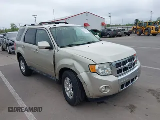 2011 Ford Escape Limited z VIN 1FMCU0E76BKB27636, wystawiony jako IAAI lot #42252287 z przebiegiem 189 216 mil mil oraz . Historia ofert i sprzedaży dostępna na DreamBid. Obrazek 1.