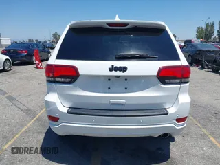 2020 Jeep Grand Cherokee Laredo E с VIN 1C4RJEAG1LC170576, выставлен на аукционе IAAI как лот 42283104 с пробегом 123 068 миль миль и . История ставок и продаж доступна на DreamBid. Изображение 17.