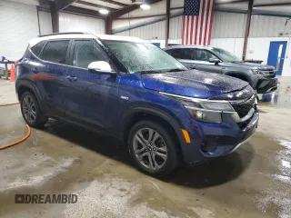 2021 Kia Seltos S z VIN KNDEUCAA9M7172365, wystawiony jako Copart lot #59109205 z przebiegiem 110 469 mil mil oraz Szkoda całkowita • Salvage title. Historia ofert i sprzedaży dostępna na DreamBid. Obrazek 4.