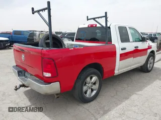 2019 Ram 1500 Tradesman z VIN 1C6RR6FG1KS514958, wystawiony jako IAAI lot #42200200 z przebiegiem 157 065 mil mil oraz . Historia ofert i sprzedaży dostępna na DreamBid. Obrazek 4.