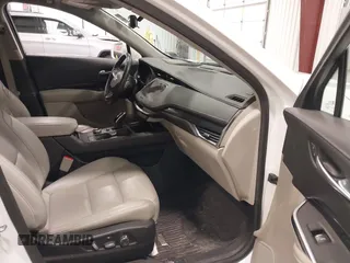 2020 Cadillac XT4 AWD Premium Luxury with VIN 1GYFZDR47LF073892, listed as a IAAI auction lot 42173334 with 40,289 mi miles. Bid and sale history available at carsss.com. Image 5.