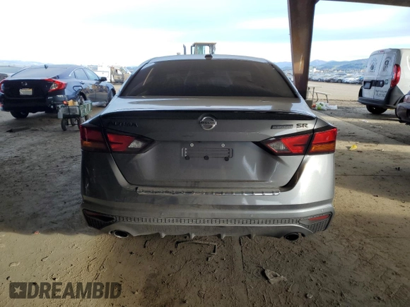 2022 Nissan Altima SR with VIN 1N4BL4CV8NN311996, listed as a Copart auction lot 44832225 with 30,976 mi miles and Salvage Title. Bid and sale history available at DreamBid. Image 6.