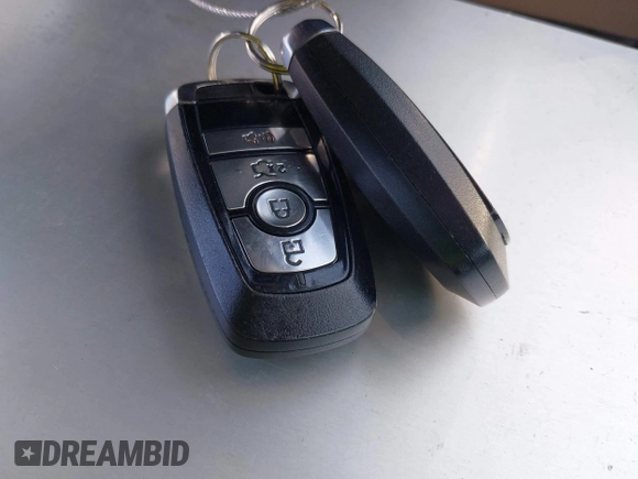 2017 Ford Fusion SE с VIN 3FA6P0HD2HR313811, выставлен на аукционе IAAI как лот 42460885 с пробегом 170 591 миль миль и . История ставок и продаж доступна на DreamBid. Изображение 11.