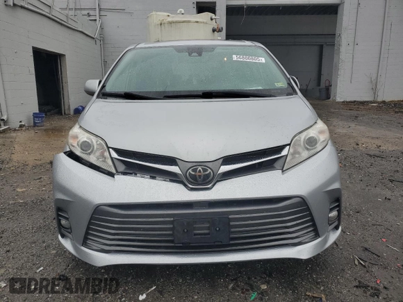 2019 Toyota Sienna XLE Auto Access Seat z VIN 5TDYZ3DC1KS969465, wystawiony jako Copart lot #56800805 z przebiegiem 151 485 mil mil oraz Szkoda całkowita • Salvage title. Historia ofert i sprzedaży dostępna na DreamBid. Obrazek 5.