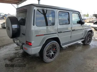 2024 Mercedes-Benz G 63 AMG z VIN W1NYC7HJ2RX514218, wystawiony jako Copart lot #50935875 z przebiegiem 11 137 mil mil oraz Szkody całkowita. Historia ofert i sprzedaży dostępna na DreamBid. Obrazek 3.