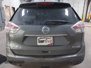 2015 Nissan Rogue SV with VIN 5N1AT2MV8FC846568, listed as a IAAI auction lot 41665072 with 105,841 mi miles. Bid and sale history available at carsss.com. Image 17.