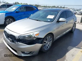 2015 Kia Cadenza Premium z VIN KNALN4D73F5173890, wystawiony jako IAAI lot #41829856 z przebiegiem 96 812 mil mil oraz . Historia ofert i sprzedaży dostępna na DreamBid. Obrazek 17.