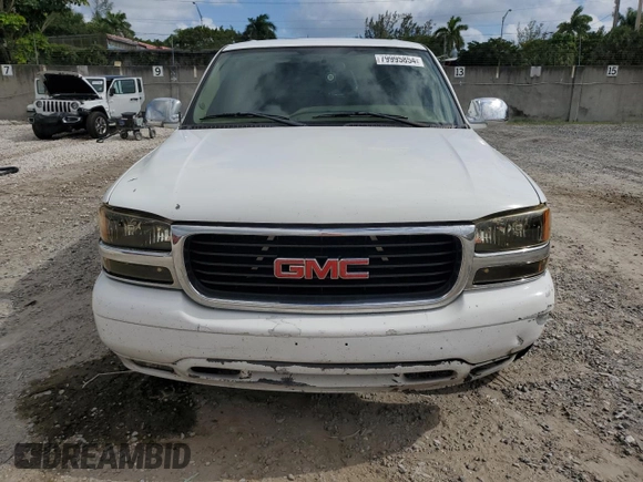 2004 GMC Yukon SLE with VIN 1GKEC13V04R248393, listed as a Copart auction lot 79995854 with 274,918 mi miles and Salvage Title. Bid and sale history available at carsss.com. Image 5.