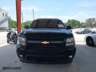 2012 Chevrolet Avalanche LTZ with VIN 3GNTKGE77CG188934, listed as a IAAI auction lot 42105759 with 191,919 mi miles. Bid and sale history available at carsss.com. Image 12.