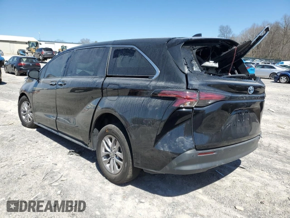 2022 Toyota Sienna XLE with VIN 5TDYRKEC8NS106689, listed as a Copart auction lot 49428235 with 115,719 mi miles and Salvage Title. Bid and sale history available at carsss.com. Image 2.