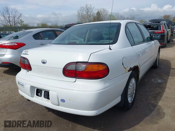 2001 Chevrolet Malibu with VIN 1G1ND52J016208240, listed as a IAAI auction lot 42108144 with 109,807 mi miles. Bid and sale history available at carsss.com. Image 4.