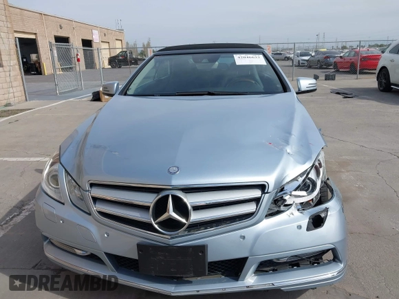2013 Mercedes-Benz E 350 with VIN WDDKK5KF4DF200471, listed as a IAAI auction lot 42046633 with 76,116 mi miles and . Bid and sale history available at DreamBid. Image 12.
