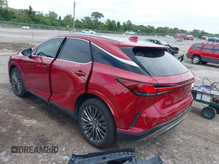 2024 Lexus RX 350h z VIN 2T2BBMCAXRC051194, wystawiony jako IAAI lot #42626786 z przebiegiem 15 149 mil mil oraz . Historia ofert i sprzedaży dostępna na DreamBid. Obrazek 3.