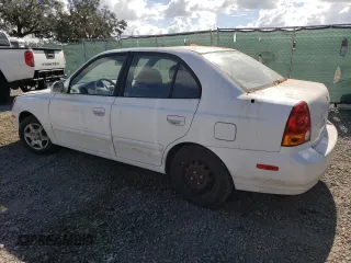 2005 Hyundai Accent GLS with VIN KMHCG45C55U664731, listed as a Copart auction lot 80205574 with 170,335 mi miles and Salvage Title. Bid and sale history available at carsss.com. Image 2.