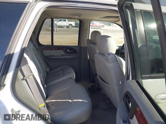 2006 GMC Envoy SLT with VIN 1GKDT13S962320043, listed as a IAAI auction lot 41834076 with 1 mi miles. Bid and sale history available at carsss.com. Image 8.