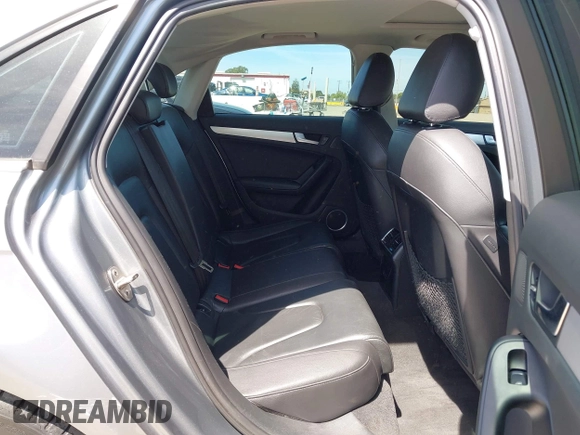 2010 Audi A4 Premium Plus z VIN WAUEFAFL0AN006765, wystawiony jako IAAI lot #42273129 z przebiegiem 136 960 mil mil oraz . Historia ofert i sprzedaży dostępna na DreamBid. Obrazek 8.