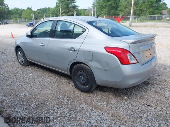2014 Nissan Versa SV with VIN 3N1CN7APXEK453063, listed as a IAAI auction lot 42163061 with 176,437 mi miles. Bid and sale history available at carsss.com. Image 3.