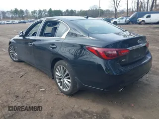 2018 Infiniti Q50 Sport with VIN JN1EV7AR8JM612165, listed as a IAAI auction lot 42007029 with 71,328 mi miles and . Bid and sale history available at carsss.com. Image 3.