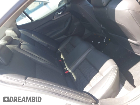 2017 Nissan Maxima S with VIN 1N4AA6AP9HC448611, listed as a IAAI auction lot 42553991 with 155,803 mi miles and . Bid and sale history available at DreamBid. Image 8.