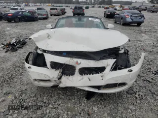 2009 BMW Z4 sDrive30i z VIN WBALM53519E376595, wystawiony jako Copart lot #48359515 z przebiegiem 88 548 mil mil oraz Szkoda całkowita • Salvage title. Historia ofert i sprzedaży dostępna na DreamBid. Obrazek 5.