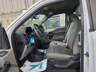 2019 Ford F-150 XL z VIN 1FTEX1EB6KKC03662, wystawiony jako IAAI lot #42566249 z przebiegiem 158 102 mil mil oraz . Historia ofert i sprzedaży dostępna na DreamBid. Obrazek 19.