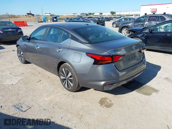 2021 Nissan Altima SV with VIN 1N4BL4DVXMN318963, listed as a IAAI auction lot 42238803 with 96,230 mi miles and . Bid and sale history available at DreamBid. Image 3.