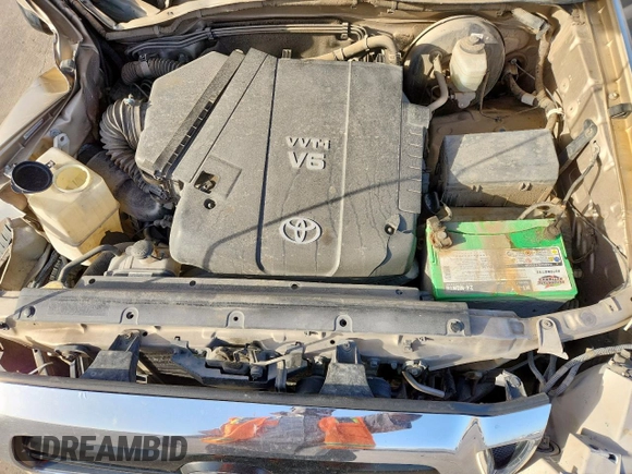 2005 Toyota Tacoma PreRunner z VIN 3TMKU72N85M003408, wystawiony jako Copart lot #57670935 z przebiegiem 247 189 mil mil oraz Szkoda całkowita • Salvage title. Historia ofert i sprzedaży dostępna na DreamBid. Obrazek 11.