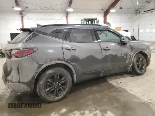 2021 Chevrolet Blazer LT z VIN 3GNKBJRS4MS556749, wystawiony jako Copart lot #42142345 z przebiegiem 55 395 mil mil oraz Nie do naprawy • Non repairable. Historia ofert i sprzedaży dostępna na DreamBid. Obrazek 3.