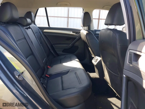 2015 Volkswagen Golf TSI SEL with VIN 3VW217AU1FM095204, listed as a IAAI auction lot 41970297 with 96,338 mi miles. Bid and sale history available at carsss.com. Image 8.