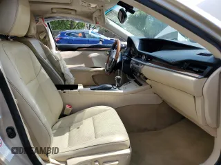 2013 Lexus ES 300h with VIN JTHBW1GG5D2016882, listed as a Copart auction lot 61676615 with 199,931 mi miles and Clean title. Bid and sale history available at DreamBid. Image 7.