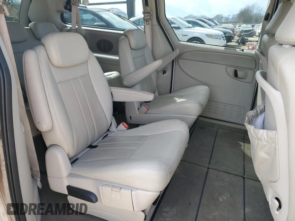 2006 Chrysler Town & Country Touring z VIN 2A4GP54L16R651593, wystawiony jako Copart lot #49074465 z przebiegiem 209 912 mil mil oraz Szkoda całkowita • Salvage title. Historia ofert i sprzedaży dostępna na DreamBid. Obrazek 11.