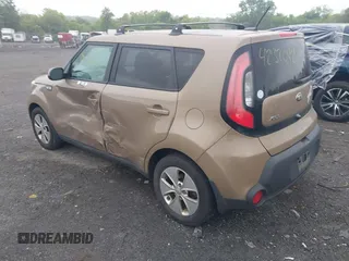2016 Kia Soul z VIN KNDJN2A29G7263803, wystawiony jako IAAI lot #42320421 z przebiegiem 233 725 mil mil oraz . Historia ofert i sprzedaży dostępna na DreamBid. Obrazek 3.