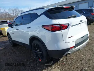 2020 Chevrolet Blazer LT with VIN 3GNKBCR4XLS698213, listed as a IAAI auction lot 41686203 with 43,107 mi miles and . Bid and sale history available at DreamBid. Image 3.