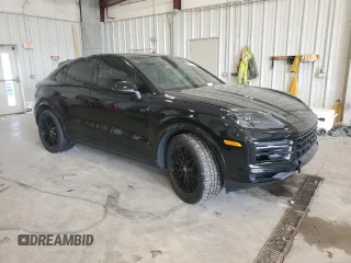 2024 Porsche Cayenne z VIN WP1BA2AY3RDA56525, wystawiony jako Copart lot #61639585 z przebiegiem 3 204 mil mil oraz Szkoda całkowita • Salvage title. Historia ofert i sprzedaży dostępna na DreamBid. Obrazek 4.