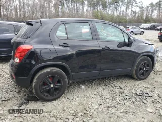 2020 Chevrolet Trax LS with VIN KL7CJKSB7LB061078, listed as a Copart auction lot 49947845 with 56,965 mi miles and Salvage Title. Bid and sale history available at DreamBid. Image 3.
