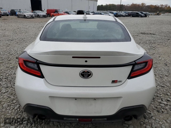 2024 Toyota GR86 Premium with VIN JF1ZNBE12R9755901, listed as a Copart auction lot 78979824 with 20,416 mi miles and Salvage Title. Bid and sale history available at carsss.com. Image 6.