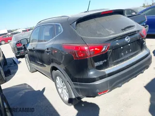 2019 Nissan Rogue Sport SV with VIN JN1BJ1CP5KW524557, listed as a IAAI auction lot 41157849 with 114,281 mi miles. Bid and sale history available at carsss.com. Image 3.
