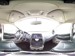 2014 Chrysler Town & Country Touring z VIN 2C4RC1BG4ER343289, wystawiony jako Copart lot #56575575 z przebiegiem 180 403 mil mil oraz Szkoda całkowita • Salvage title. Historia ofert i sprzedaży dostępna na DreamBid. Obrazek 15.