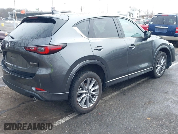 2024 Mazda CX-5 2.5 S Premium Package with VIN JM3KFBDM8R0351341, listed as a IAAI auction lot 41844850 with 17,082 mi miles. Bid and sale history available at carsss.com. Image 4.