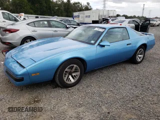 1989 Pontiac Firebird z VIN 1G2FS21S9KL202129, wystawiony jako Copart lot #77157174 z przebiegiem 70 383 mil mil oraz Szkoda całkowita • Salvage title. Historia ofert i sprzedaży dostępna na DreamBid. Obrazek 1.