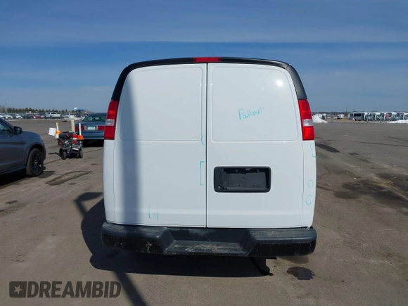 2020 Chevrolet Express Cargo Van with VIN 1GCWGAFP2L1274251, listed as a IAAI auction lot 41784672 with 77,356 mi miles. Bid and sale history available at carsss.com. Image 17.